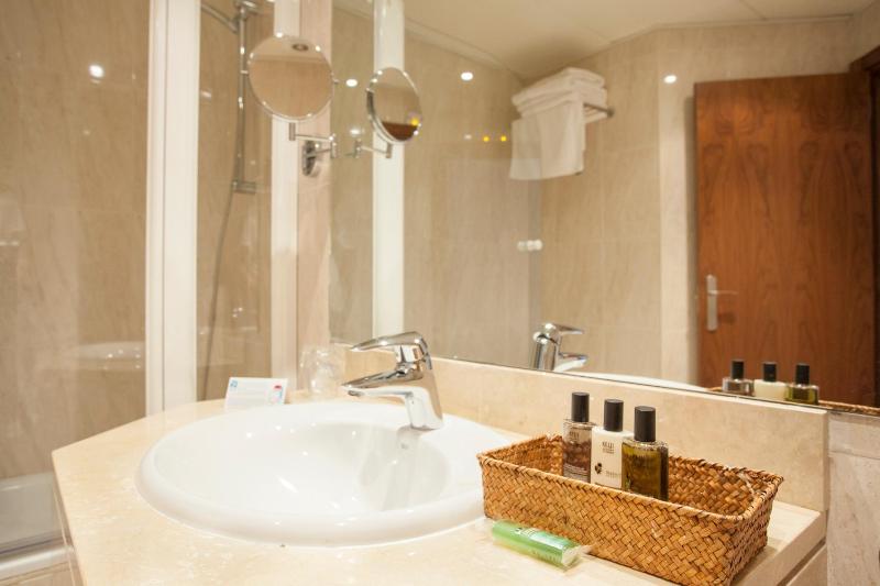 Triple Room image 3