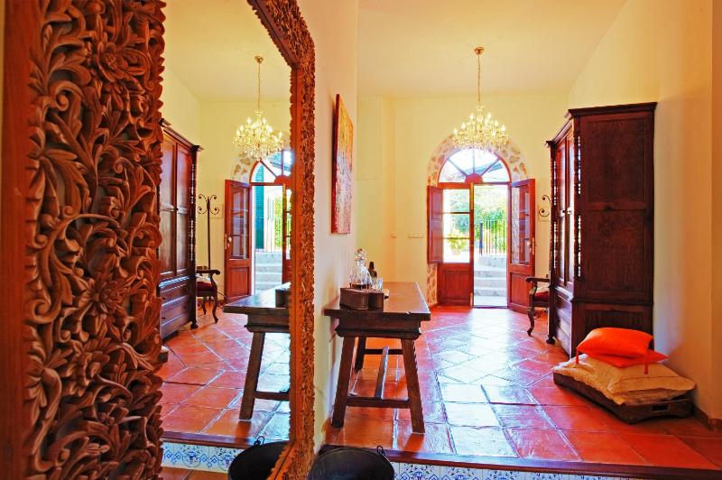 Junior Suite with Balcony image 4