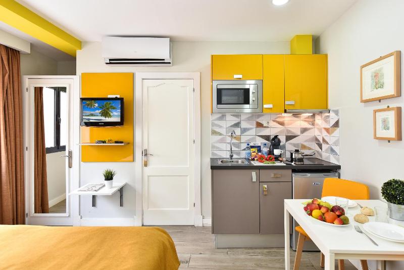 Hotel Apartamento Bajamar - image 5