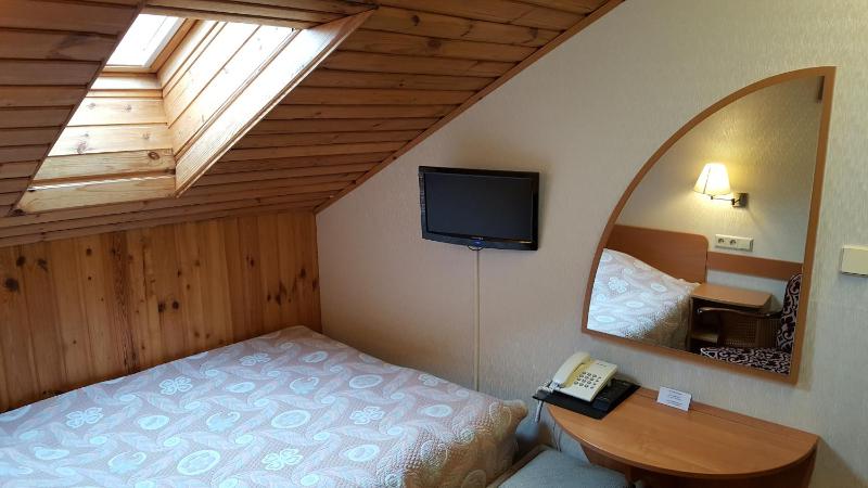 Economy Single Room image 3