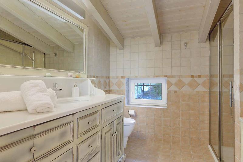 Four-Bedroom Villa image 2