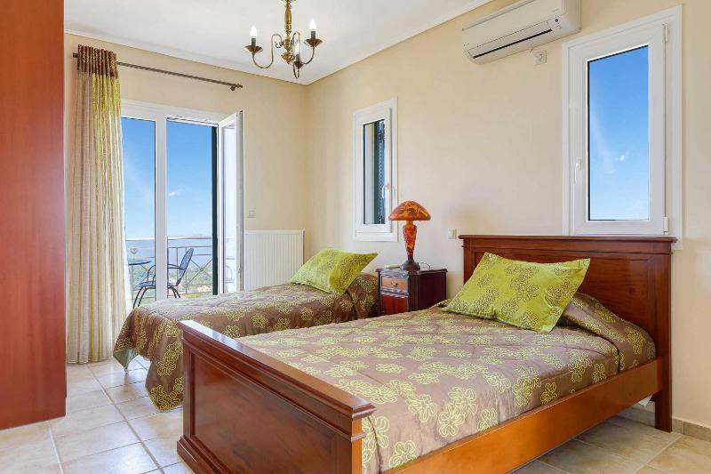 Villa Argostoli Bay - image 9