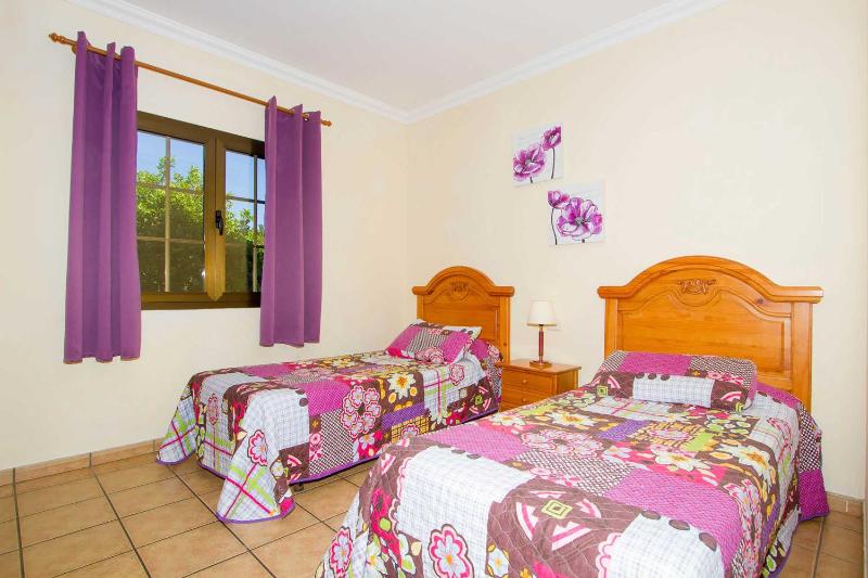 Five-Bedroom Villa image 4