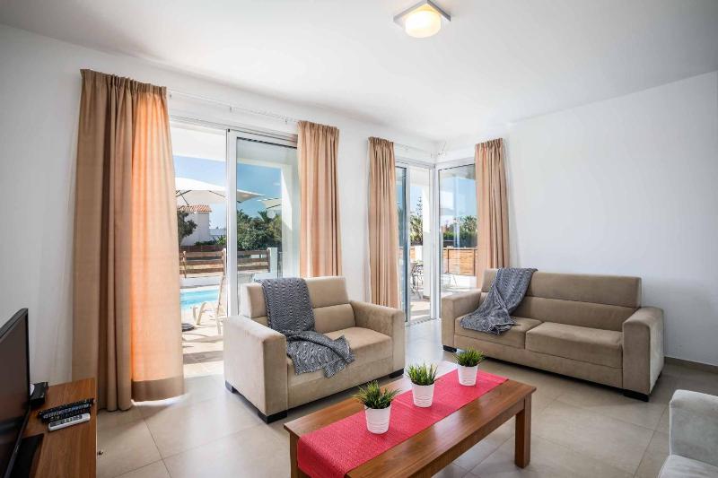 Villa White Daisy - image 15