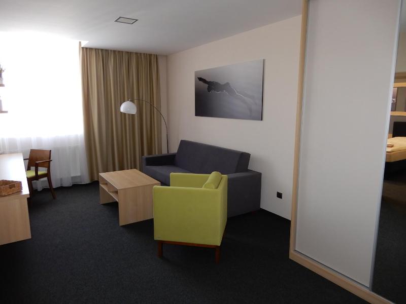 Superior Apartment image 2
