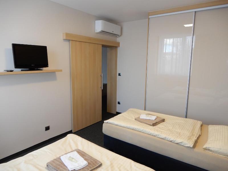 Superior Apartment image 4