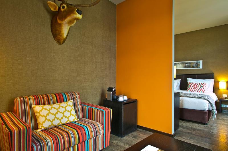 Internacional Design Hotel - image 9