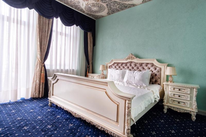 JMR Royal -Luxury Rooms & Private Sauna - image 41