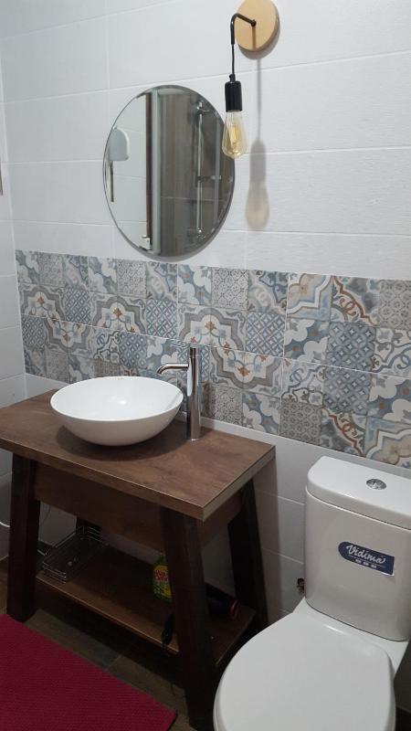 One-Bedroom House image 4