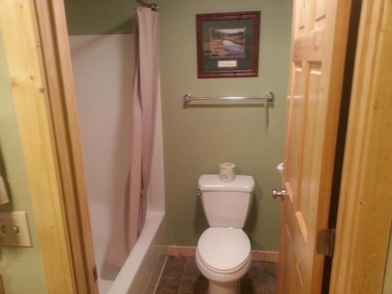 King Room image 2