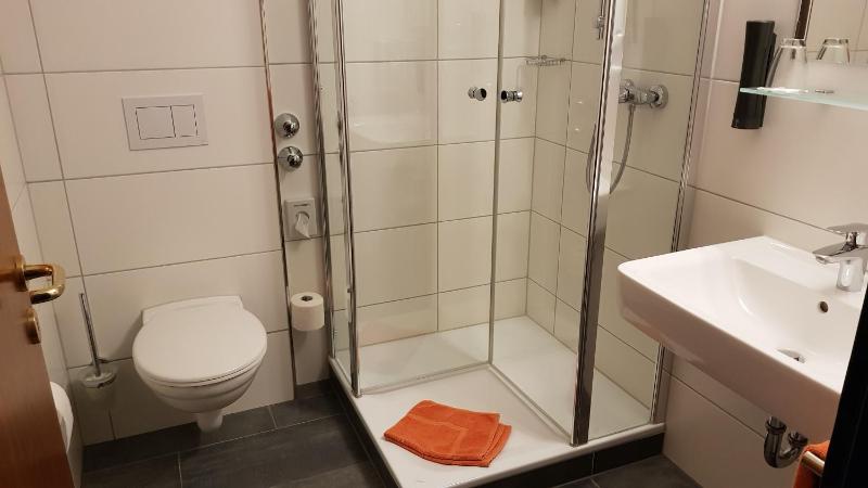 Double Room (1-2 persons non smoking) image 3