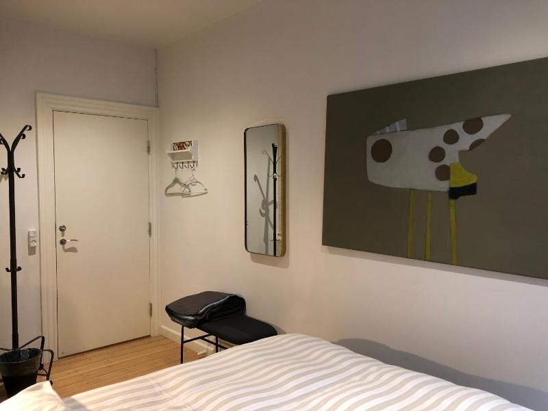 Double Room with Shared Bathroom image 4