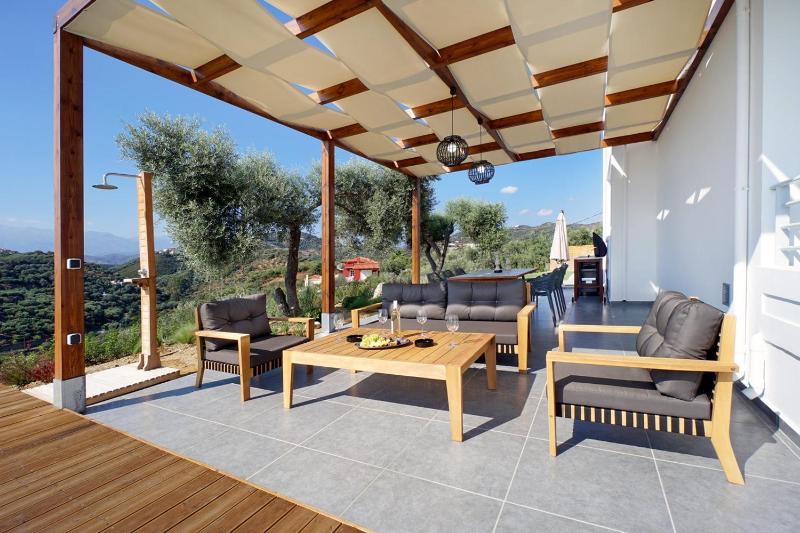 Villa image 3
