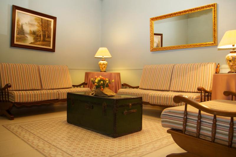 Hostal El Catalán - image 7