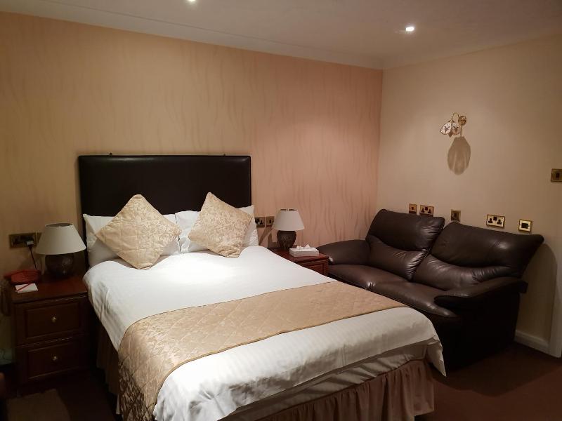 Standard Single Room image 2