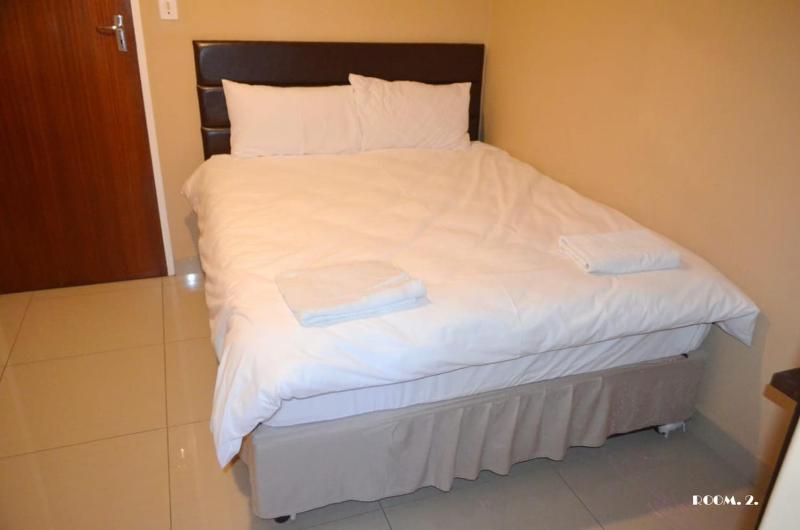 Deluxe Double Room with Shower image 1