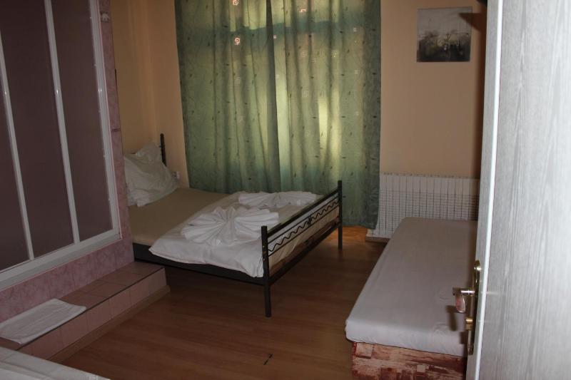 Hotel Praha Club bed & breakfast - image 16