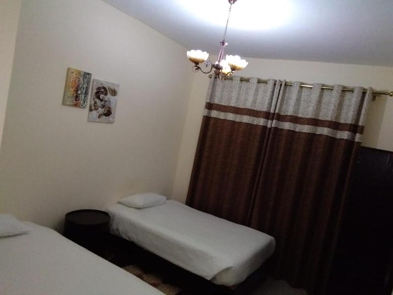 One-Bedroom Apartment image 4