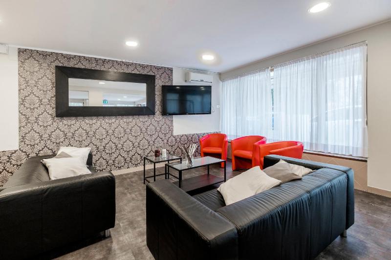 HOTEL CONDOR - image 11