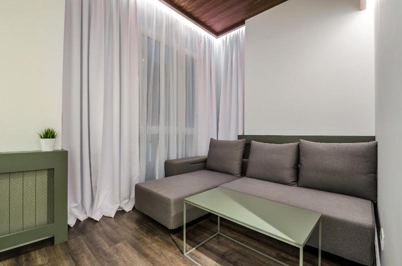 Executive Suite image 2