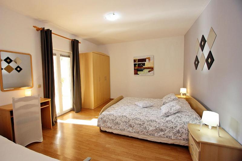 Apartments Mara - image 12
