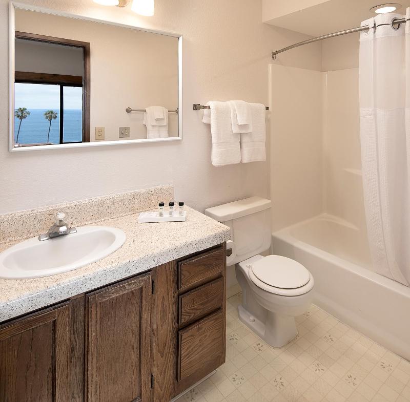 Oceanview Terrace Two-Bedroom Suite with Two Bathrooms (Stairs Access Only) image 3