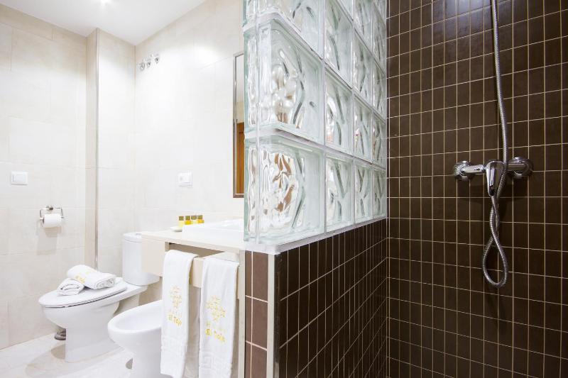 Apartamentos El Tajo & SPA - image 27