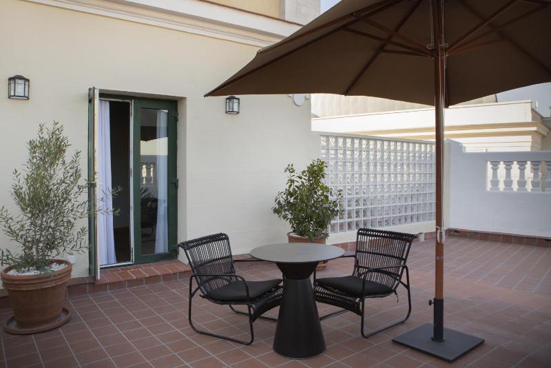 Double Room with Terrace - Annex image 3