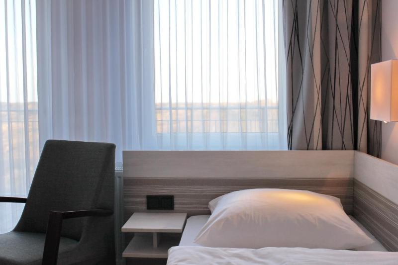 Single Room with Balcony image 1