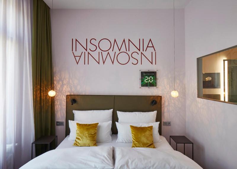 Superior Double Room image 2