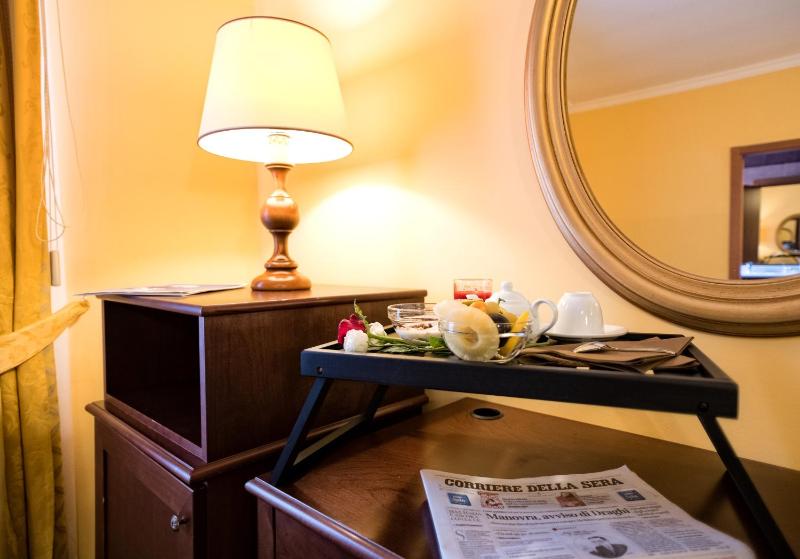 Superior Double Room image 4