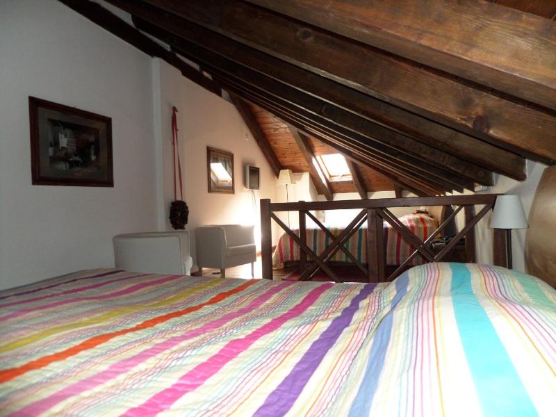 Deluxe Suite with Spa Bath image 4