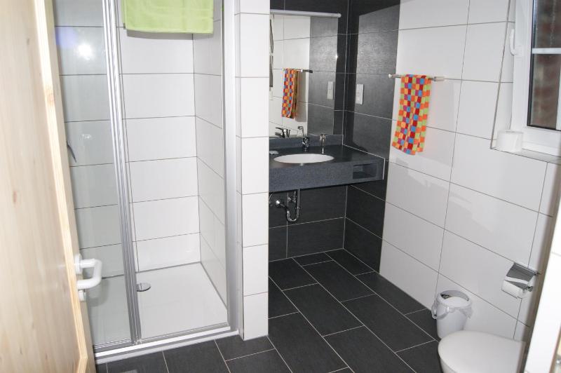 Double Room image 3