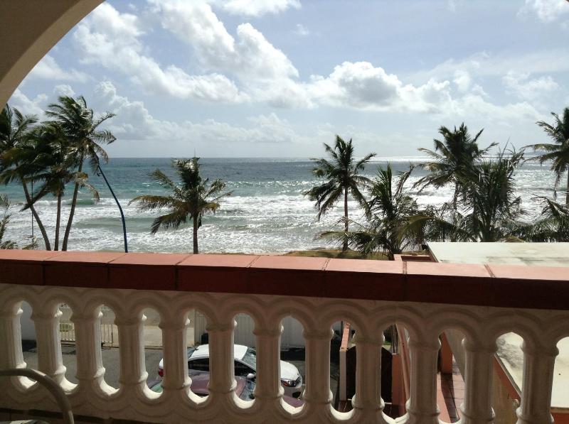 Queen Room with Sea View image 2