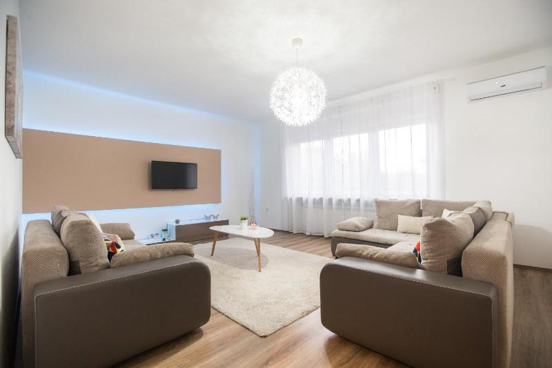 Apartment image 1