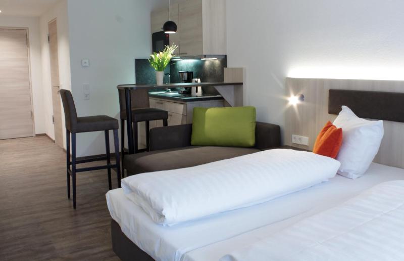 Superior Double Room image 4