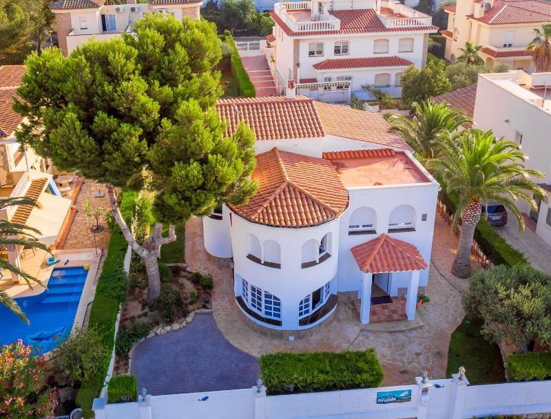 ARENDA Pino Alto Villa Gallo - image 22