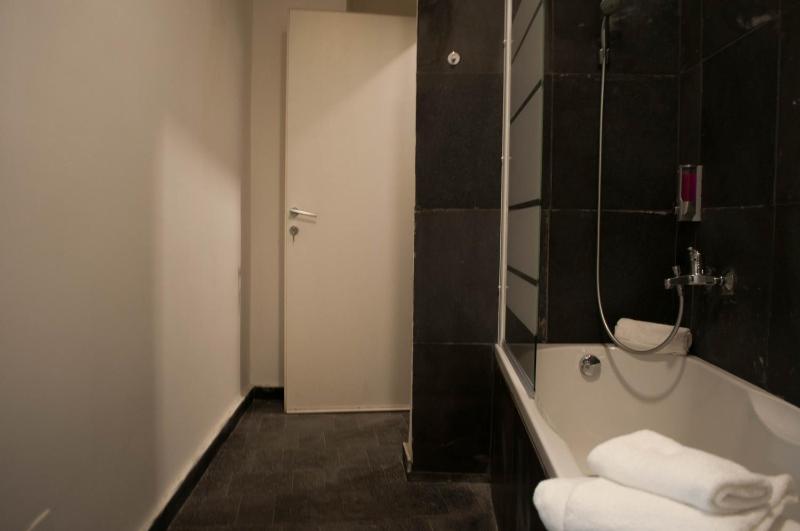 Triple Room image 3