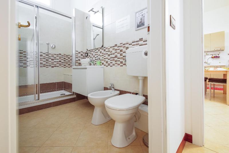 Bologna Città Turrita Rooms - image 9