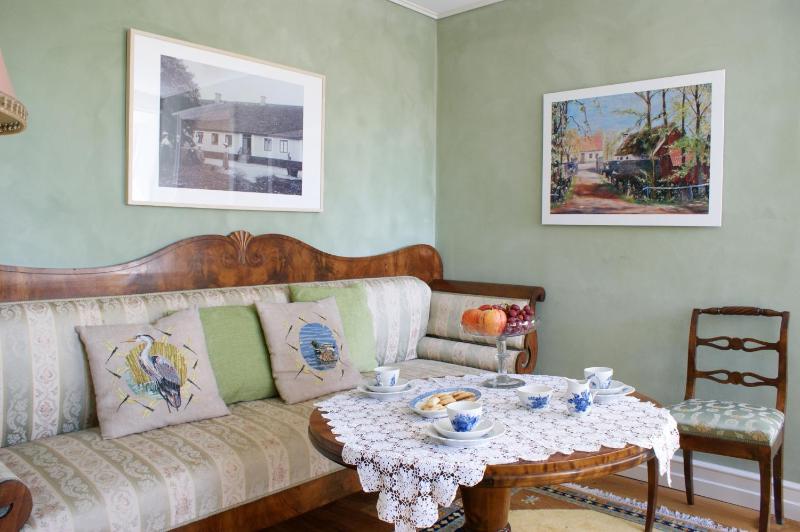Three-Bedroom House image 4