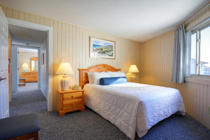 Three-Bedroom Apartment image 3