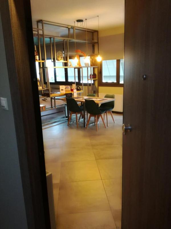 Studio Apartment image 2