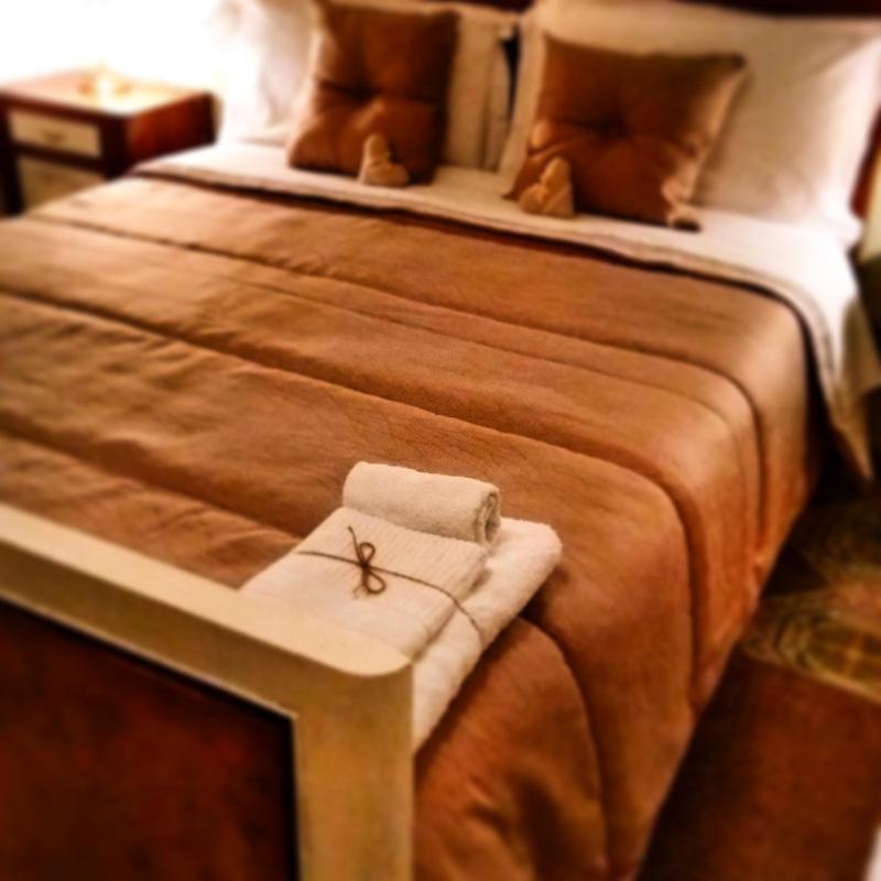 Basic Double Room with Private Bathroom image 2