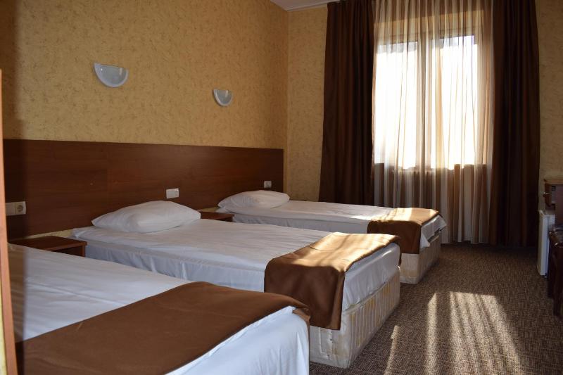 Triple Room image 4