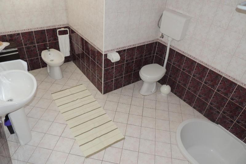 Two-Bedroom Apartment (4 Adults) image 4