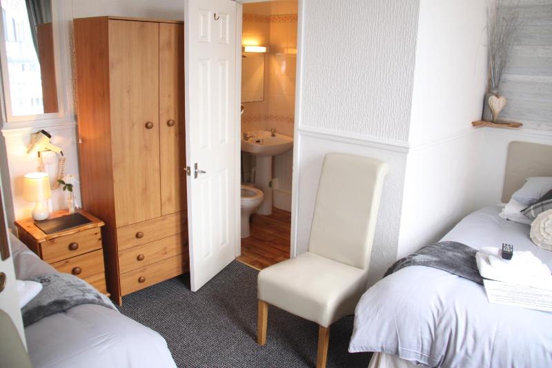 Serena Court Hotel - image 25