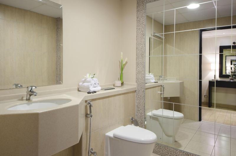Superior Double Room image 3