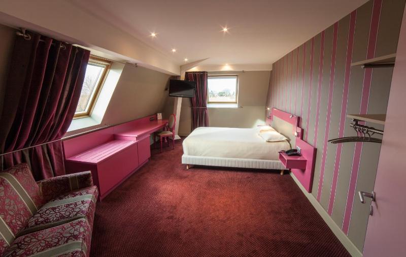 Grand Deluxe Double Room image 1
