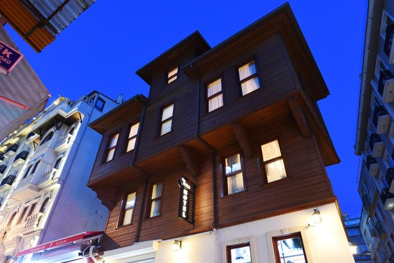 Elyka Hotel - image 3