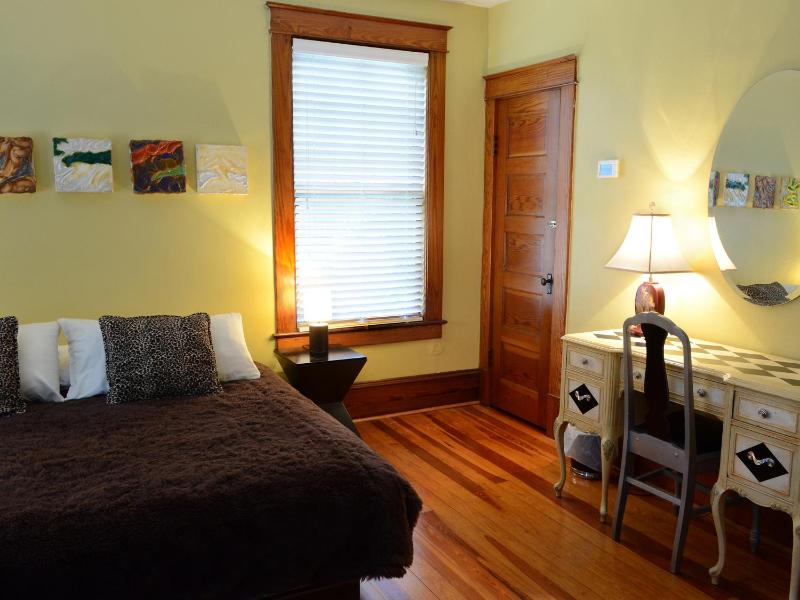 King Suite image 2